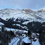 Mountain View *